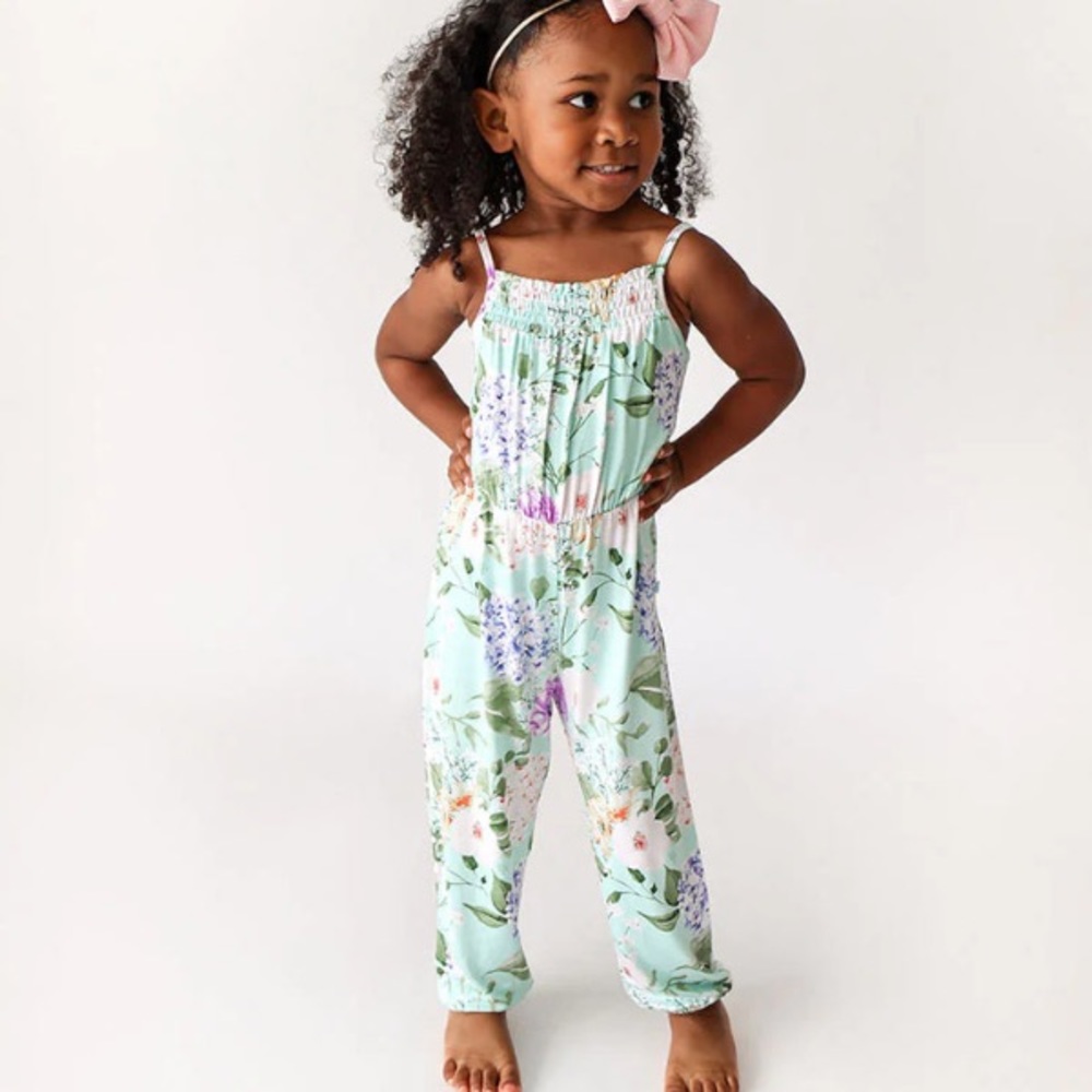 NWT Posh Peanut Erin Smocked jumpsuit size 10 Brand new sold out
